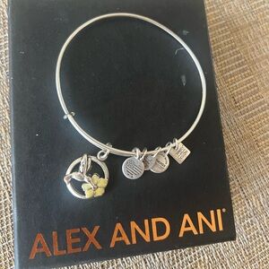 Alex&Ani Bracelet 🕊️